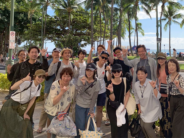 国内に留まらず海外旅行も多く、2012年と2018年にはハワイへ