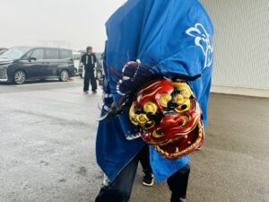 スガモトテントに獅子舞が来ました！